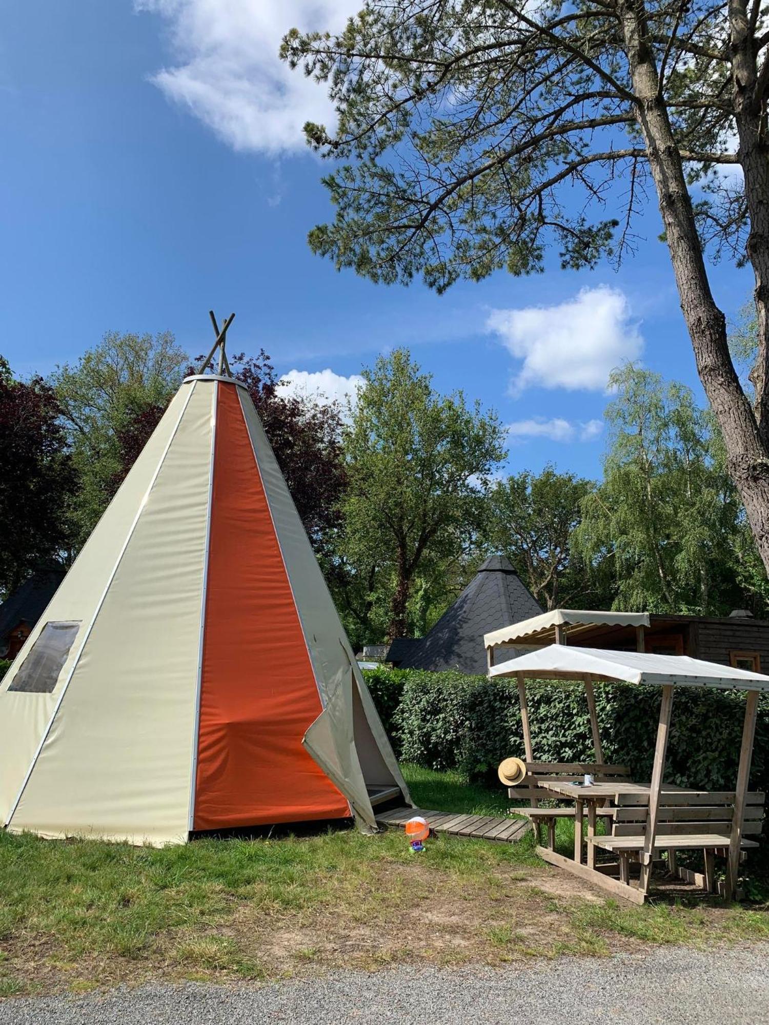 Camping De L'Etang Du Pays Blanc Guérande Eksteriør bilde